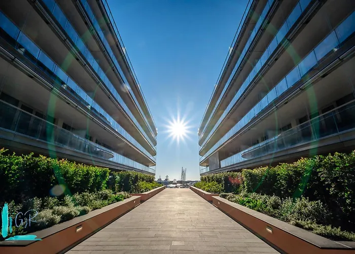 Luxury Waterfront * ג'נובה