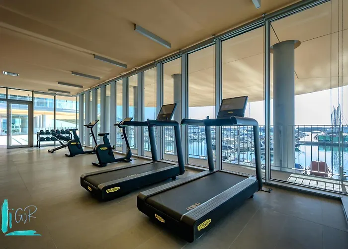 דירה Luxury Waterfront