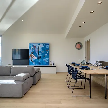 Luxury Waterfront Gênes